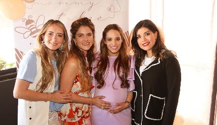  Alis González, Andrea González, Fer Paredes y Sandra Ávila.
