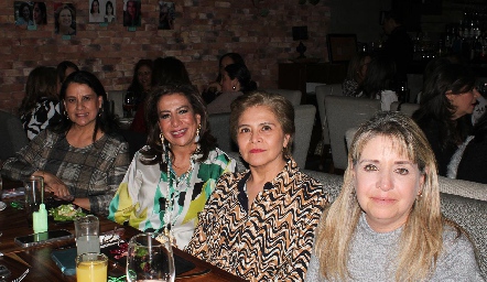  Edith Gutiérrez, Meche Morales, Norma Claudia Martínez y Claudia Aldasoro.