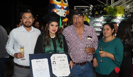  Herlindo Rangel, Janeth Padilla, Armando Padilla, Silvia Álvarez.