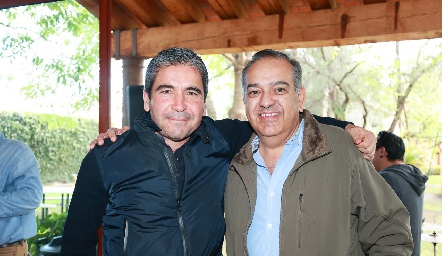  Martín de la Rosa y José Luis Suárez.