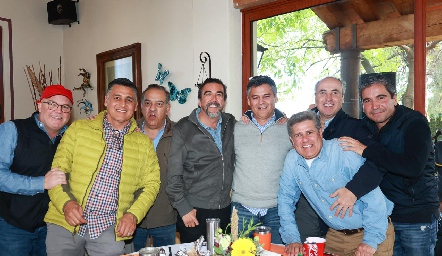  Memo Pizzuto, Eduardo Zacarías, José Luis Suárez, Gerardo Galván, Manuel Zacarías, Galo Galván, Alejandro Navarro y Martín de la Rosa.
