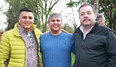 Eduardo Zacarías, Juan Ariel Reyes y Ramón Meade.