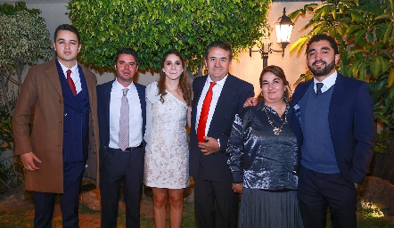 Familia Jerez Herrera, Rodrigo Jerez, Miguel Álvarez, Cristi Jerez, Alfonso Jerez, Martha Herrera y Alfonso Jerez.