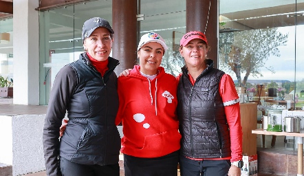  Roxana Fernández, Alessia Mendoza y Silvia Garza.