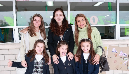  Pilar Palomar, Verónica Pitol, Elena Saucedo, Carola, Juliana Vega e Isabella.