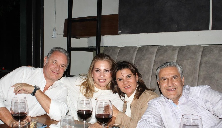  Enrique Minondo, Verónica Aguirre, Montse Abella y Juan Manuel Piñero.