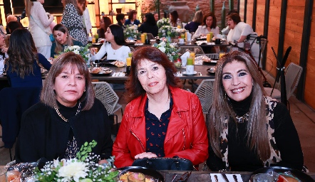  Irma, Rocío Álvarez y Lety Parga.