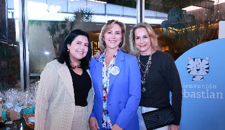  Christiann Cambeses, Maru Bárcena y Alejandra Medina.