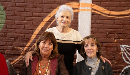  Malusa Alcocer, Tita Carreras y Alicia Villasuso.