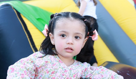  Valentina Castillo.