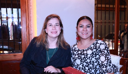  Daniela Navarro y Laura Segovia.