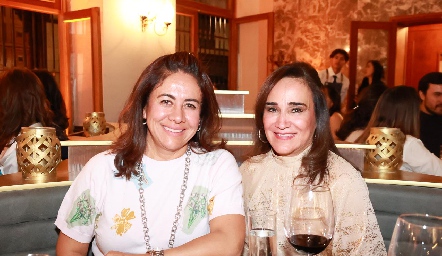  Norma Ramírez y Marcela Rocha.