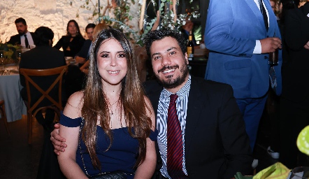  Karen Sánchez y Rodrigo Sánchez Gaviño.