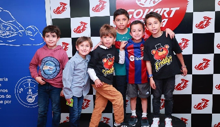  Patricio Suárez, Santiago Guerra, Sebastián Rosillo, Hugo, Leo Castro y Mateo Moctezuma.