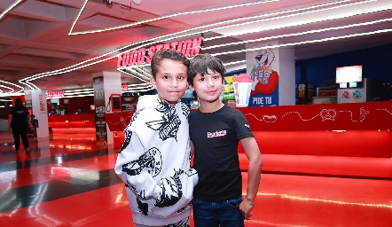  Carlos y Diego Vázquez.