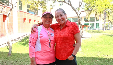  Doris Mosqueda y Silvia Tapia.