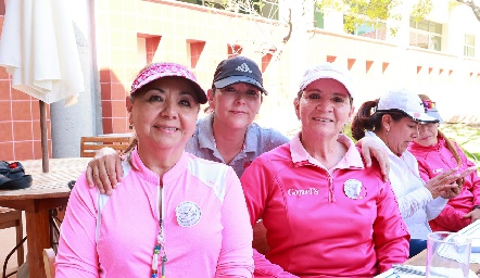  Doris Mosqueda, Roci Martínez y Roció Dávila.