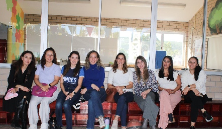  Vanessa Juárez, Ofelia, Adriana Medina, Marcela Guevara, May Chávez, Leyre, Paty Soto y Marisa Miranda.