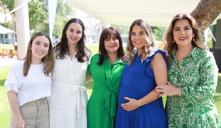  María Galán, Bárbara Mejía, Guadalupe Retes, Cristina Kasis y Cristina Galán.