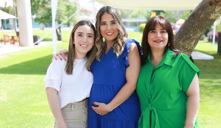  María Galán, Cristina Kasis y Guadalupe Retes.