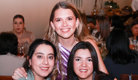  Fer Salazar, Ana Sofía Solana y Mimí Navarro.