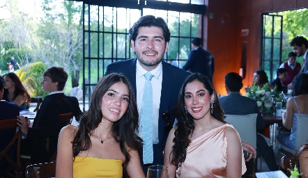  Karina Alcalde, Gerardo Bocard y Daniela Monzón.