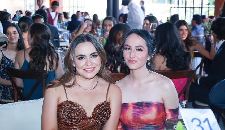  Denisse Valle y Daniela Quijano.