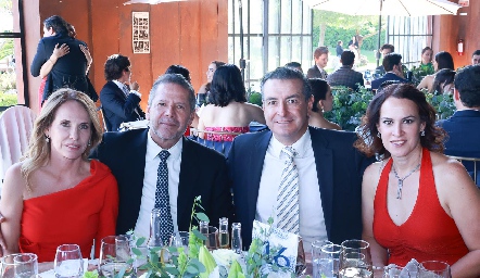  Lupita y Alejandro Santibáñez, Roberto Pedroza y Sonia Reynoso.