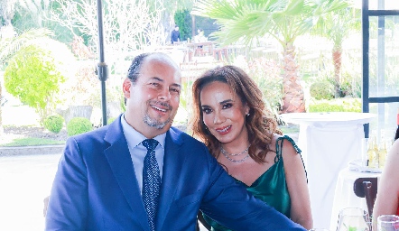  Carlos y Lorena Sánchez.
