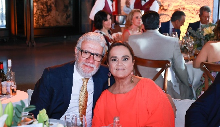  Salvador Granados y Elisa Robles.