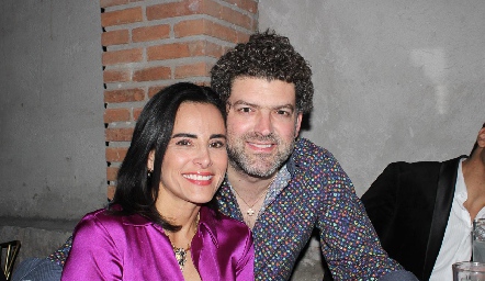  Anilú Enríquez y Mauricio Ruiz.