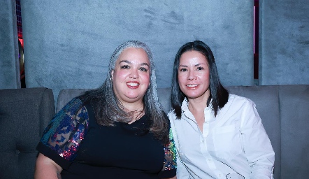  Nora Guerra y Karen Gamboa.