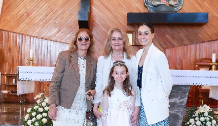  Patricia y Rita Carrillo, Rita Benavente y Catalina Benavente.