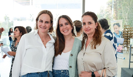  Rocío Gómez, Montse Anaya y Montse Fonte.