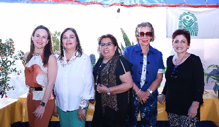  Diana Guel, Silvia Esparza, Carmelita Vázquez, Chela Berrones y Adela Martínez.