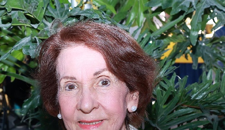  Elisa Ortega.