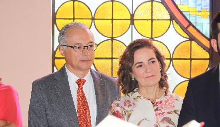  Alfonso Ledezma y Tere Raymond, abuelos de Luis.