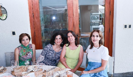  Patricia de la Rosa, Cristina Nava Carpizo, Claudia Nava y Mónica de la Rosa.