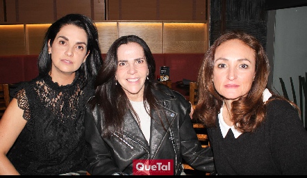  Maricel Gutiérrez, Claudia Martínez y Adriana Ocaña.