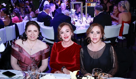  Laura Narváez, Eva Macías y Lorena Castro.