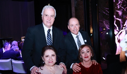  Salvador González, Sergio Castro, Laura Narváez y Eva Macías.