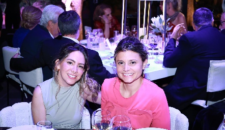  Nuria Botello y Marisol Mora.