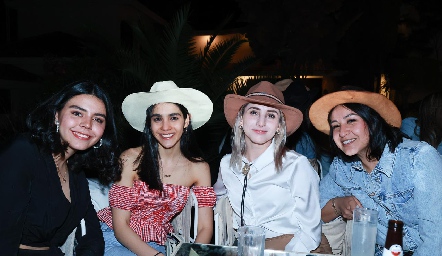  Diana Corona, Dalel Suárez, Laura Robledo y Aída Jiménez.