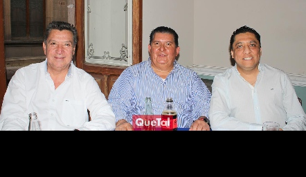  Gabriel González, Roberto Solano y Luis Dávila.