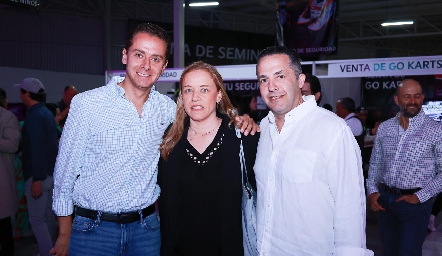  José Alberto Torres, Mariana Torres y José Alberto Torre.