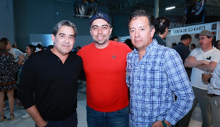  Pepe Garfias, Guillermo Barrales y Víctor Barrales.