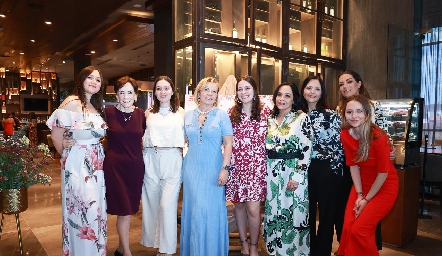  Isabel Noyola, Lucía Dibildox, Emilia Noyola, Tere Vertiz, Fernanda Noyola, Lucía Betancourt, Gabriela Betancourt, Patricia Betancourt y Paola Isordia.