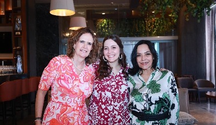  Martha de Leiva, Fernanda Noyola y Lucía Betancourt.