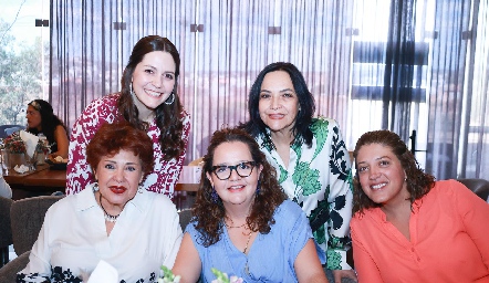  Fernanda Noyola, Lucía Betancourt, Tere Fernández, Melba Díaz de León y Mariana Herrera.