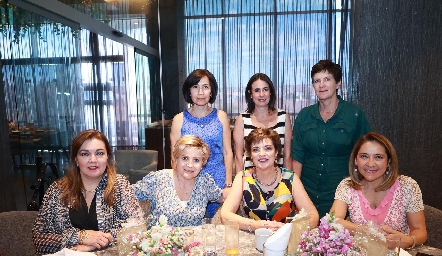  Pilar de la Rosa, Ana Paula Gutiérrez, Yusa Coulón, Jenny Cázares, Carla Dorador, Lorena Maza y Alicia de la Rosa.